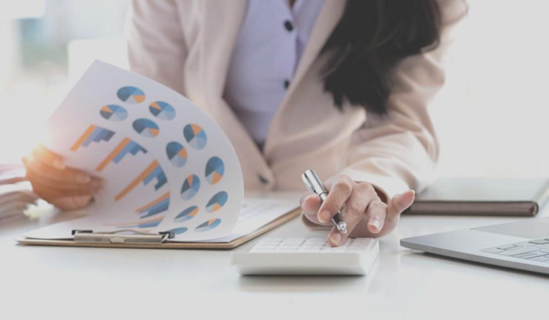 Planificare financiară avansată prin modele de scenarii